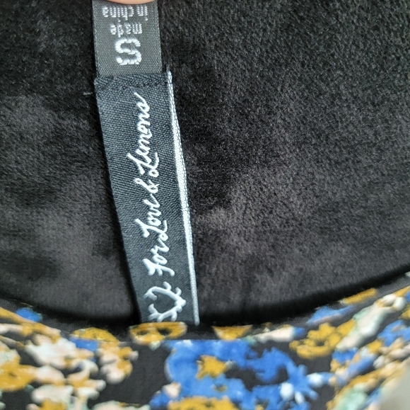 For Love & Lemons Watercolor Floral Keyhole Swing Dress Size Small - Picture 9 of 10